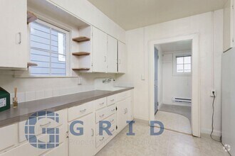 Building Photo - Gorgeous Bungalow in Mississippi Corridor!