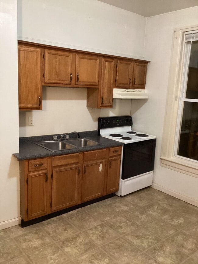 Building Photo - 14-16 S. Franklin St.