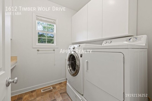 Building Photo - 1612 Timber Wolf Dr