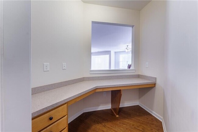 Building Photo - 3557 Ashby Pond Ln