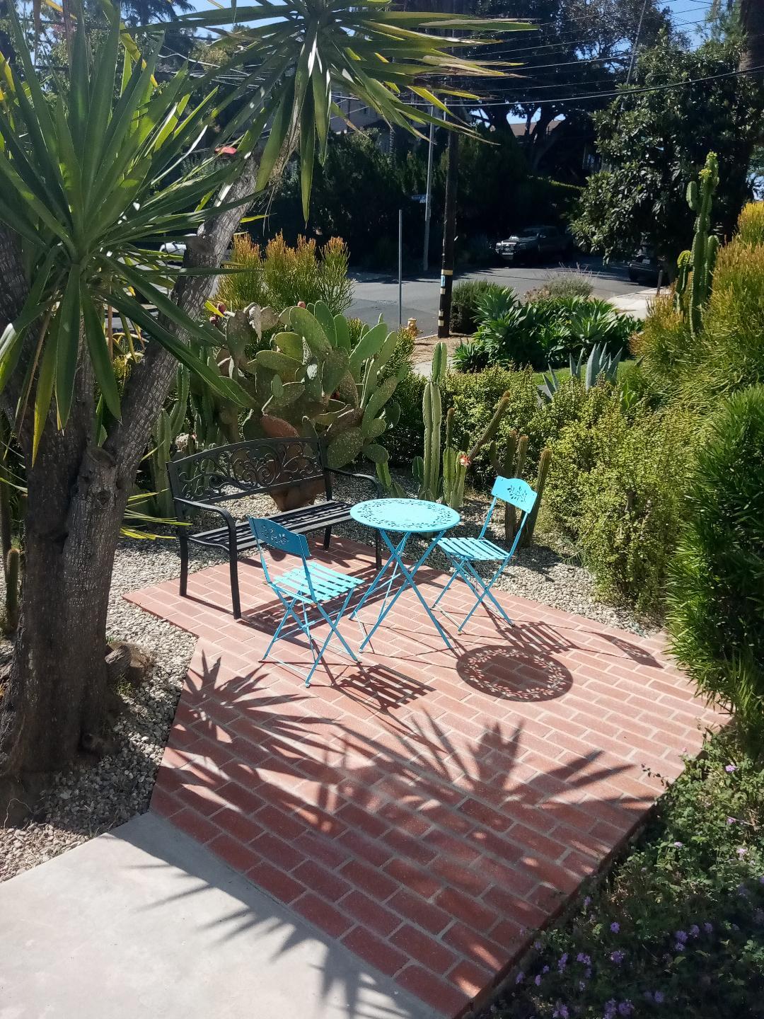 patio - 1357 Edgecliffe Dr