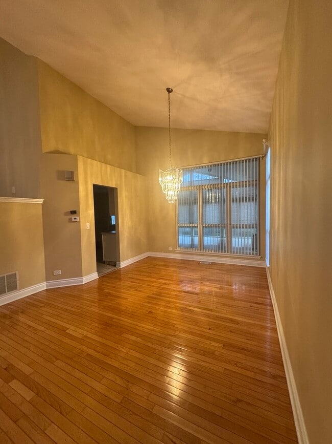 Building Photo - 426 Thunder Ridge