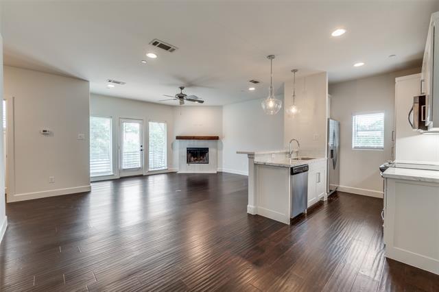 Building Photo - 5830 Oram St