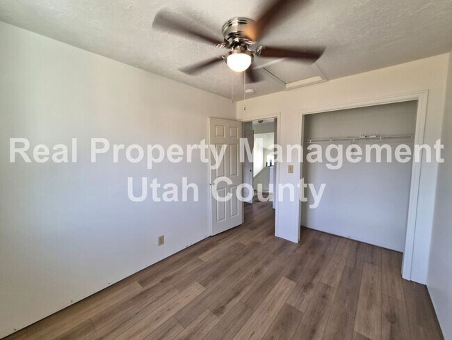 Building Photo - 747 Hanover Dr