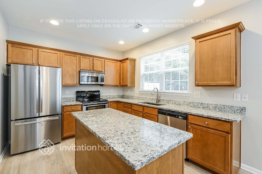 Building Photo - 2636 Pierce Brennen Ct NE