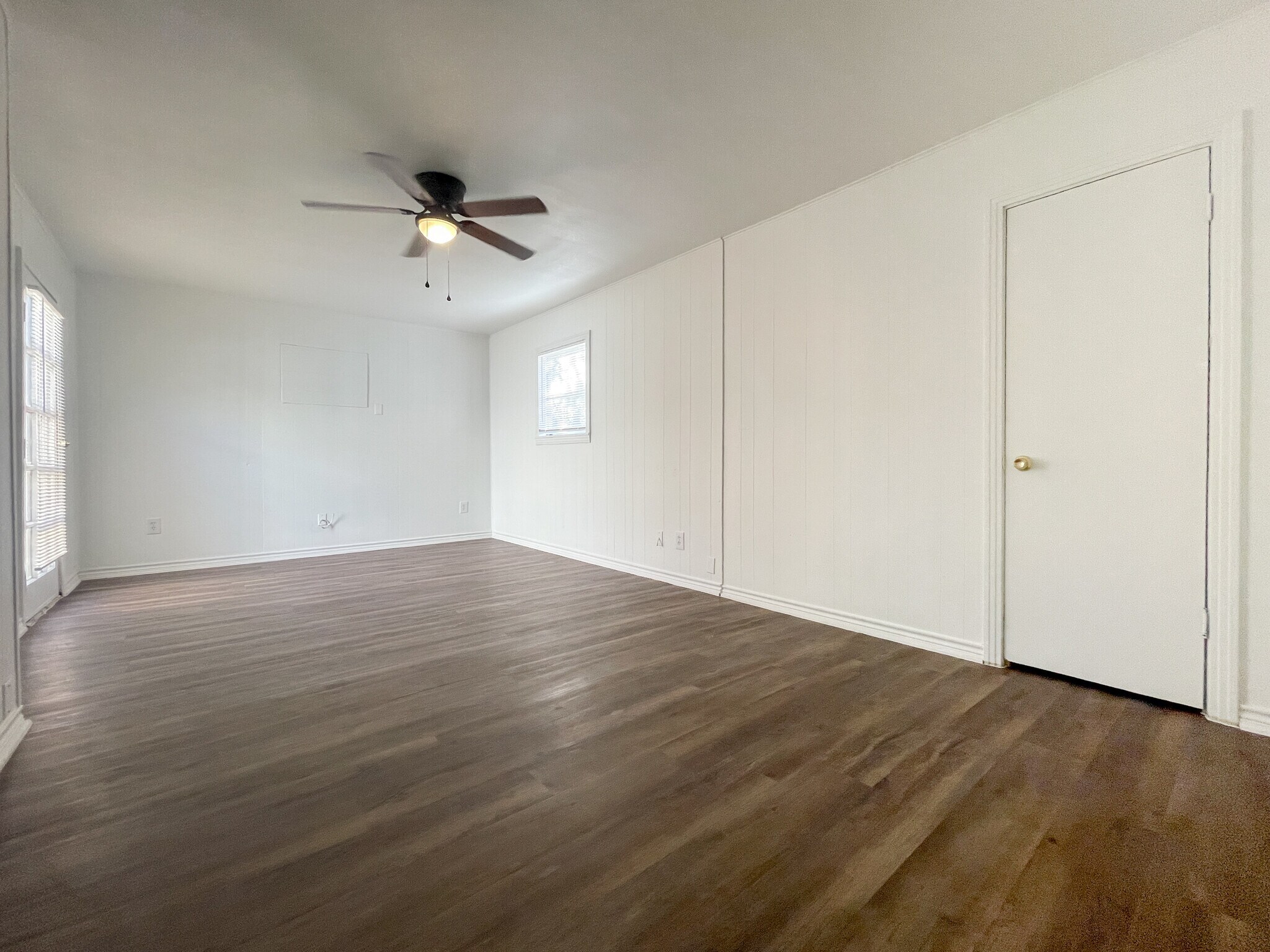 Building Photo - 3812 Pine Ave