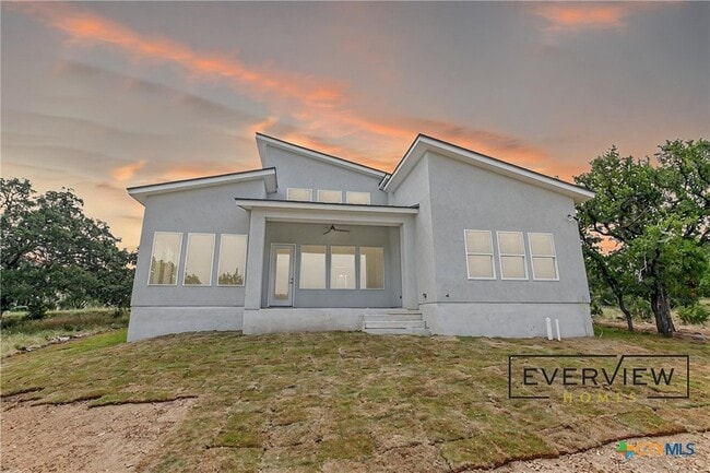 Building Photo - 1314 Clayton Nolen Dr