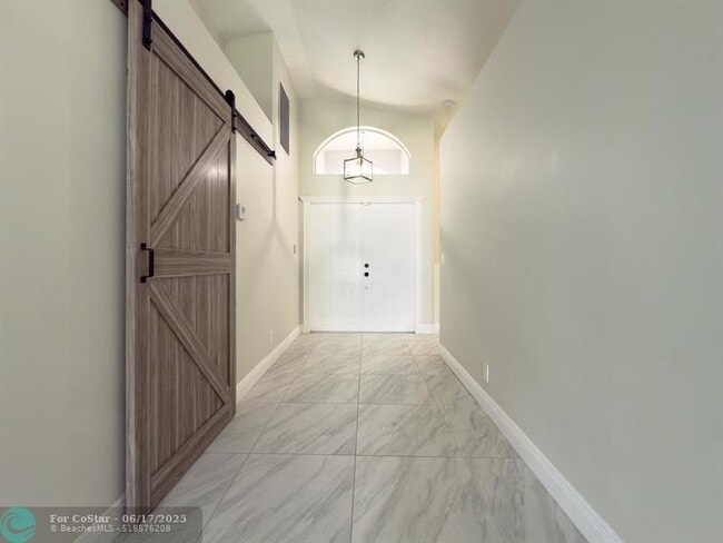 Building Photo - 12204 Sunset Point Cir