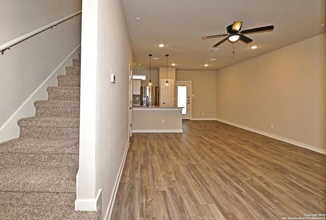 Building Photo - 11327 Clearmine St