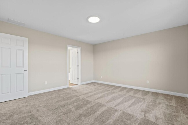 Building Photo - 933 Camden Ct