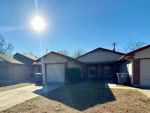 Building Photo - 8910-8910 Greenmound Ave