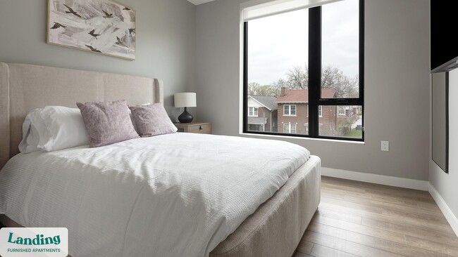 Building Photo - 299 DeBaliviere Ave