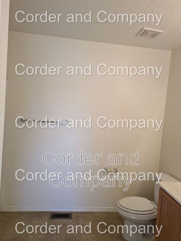 Building Photo - 949 Waterfall Dr