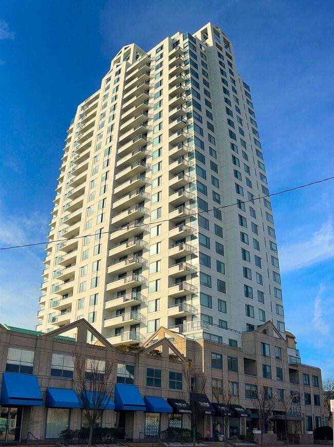 Building Photo - 526 Pacific Ave