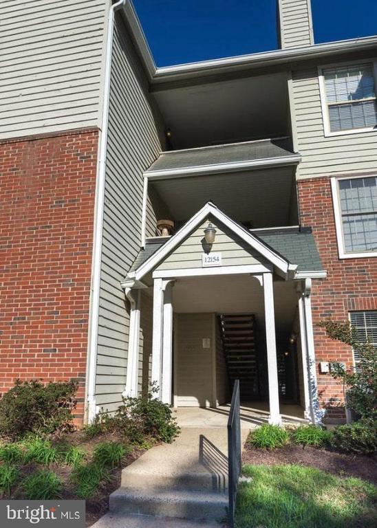Building Photo - 12154 Penderview Terrace