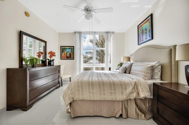 Building Photo - 550 Okeechobee Blvd