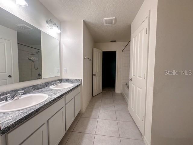 Building Photo - 6369 Domenico Ct