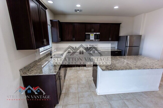 Building Photo - 43620 W Mescal Dr