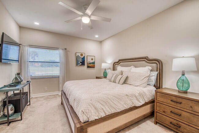 Building Photo - 779 Windermere Way