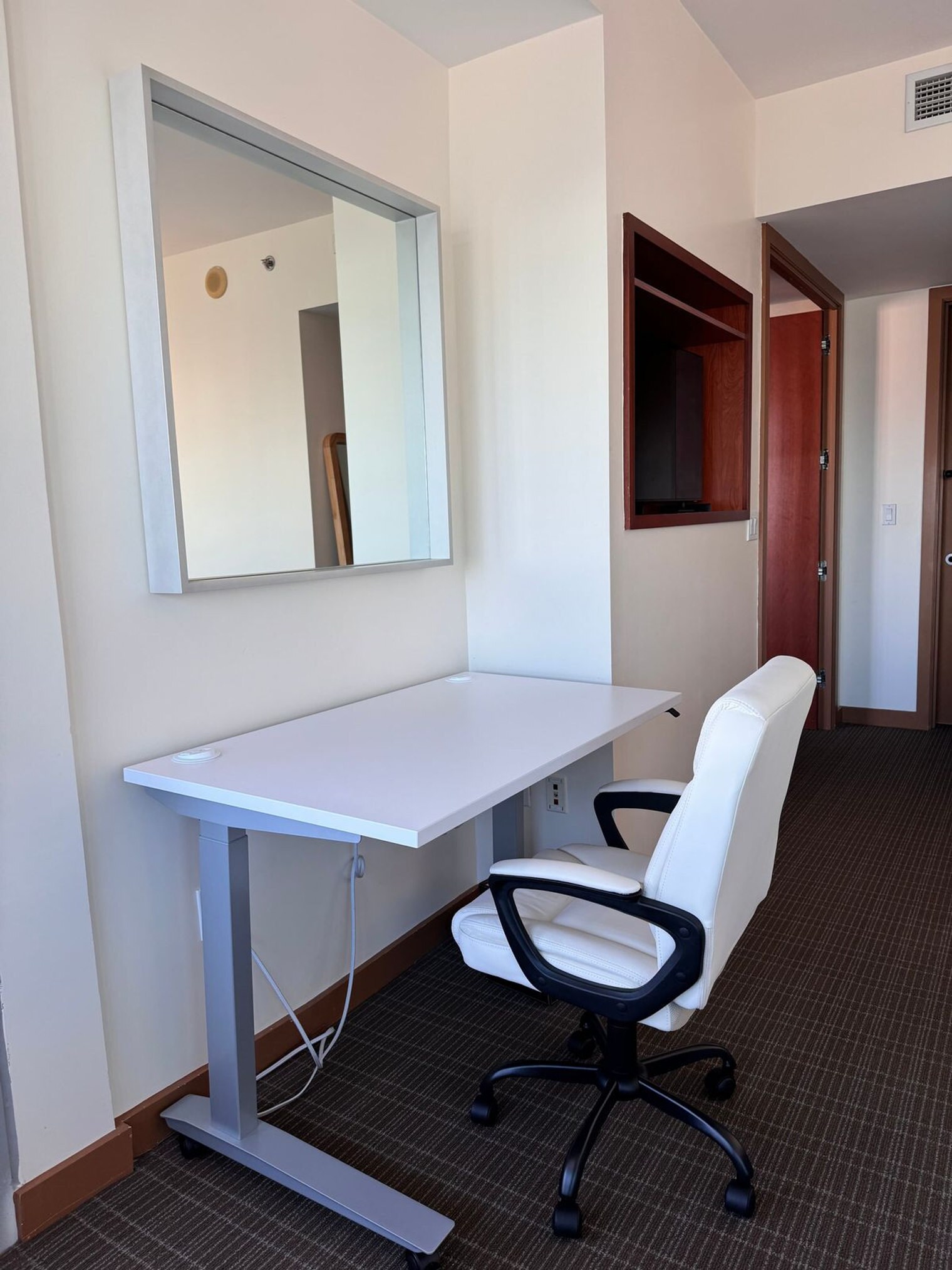 Building Photo - 1395 Brickell Bay Dr