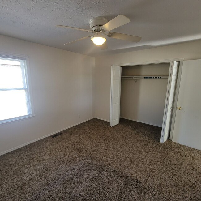 Building Photo - 1819 Stargazer Dr
