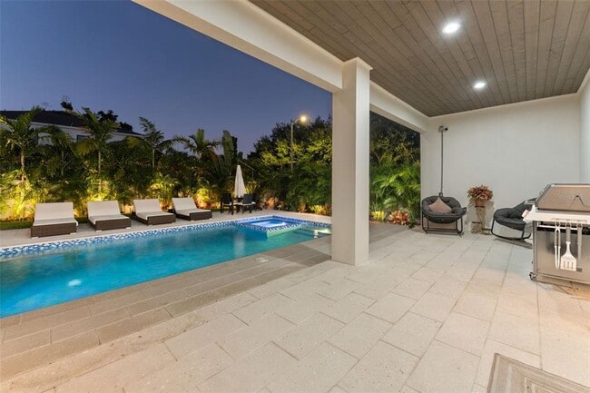 Building Photo - 3601 W Platt St