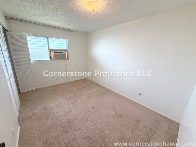 Building Photo - 98-1425-1425 Kamahao St