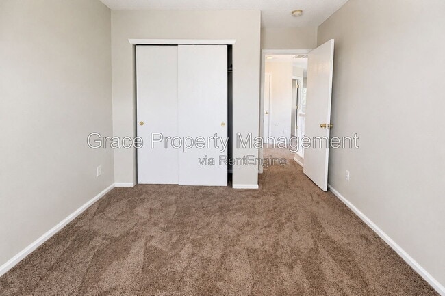 Building Photo - 5177 Pelican St