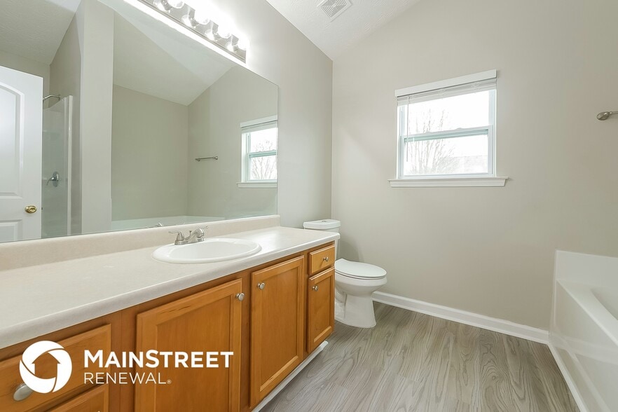 Building Photo - 5140 Towne Park Dr