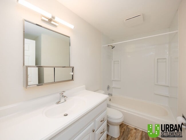 Building Photo - Great opportunity for duplex in Cheney