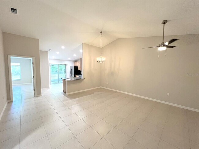 Building Photo - 111 Rolling Sands Dr