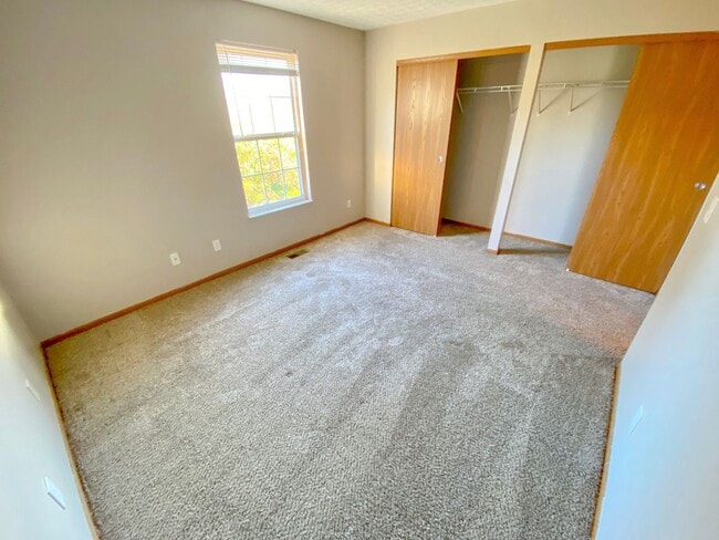 Building Photo - Beautiful Bethel Commons Condo For Rent In Dublin Schools