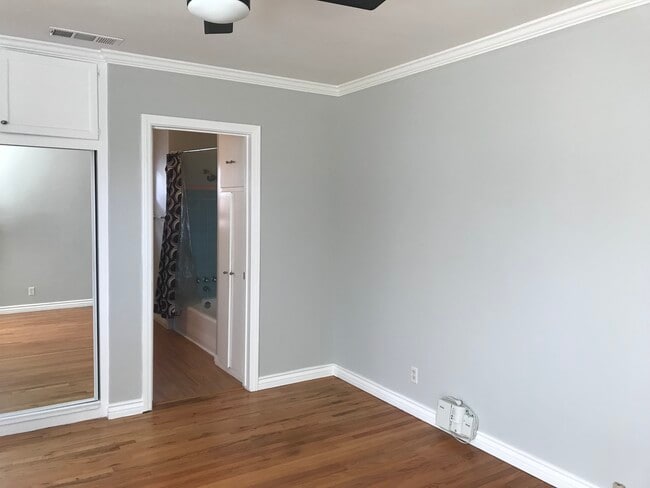 Building Photo - 1304 S Irena Ave