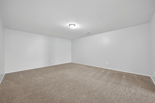 Building Photo - 154 Meadow Grove Dr