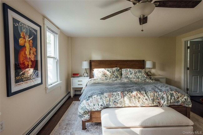 Building Photo - 2 Locust St