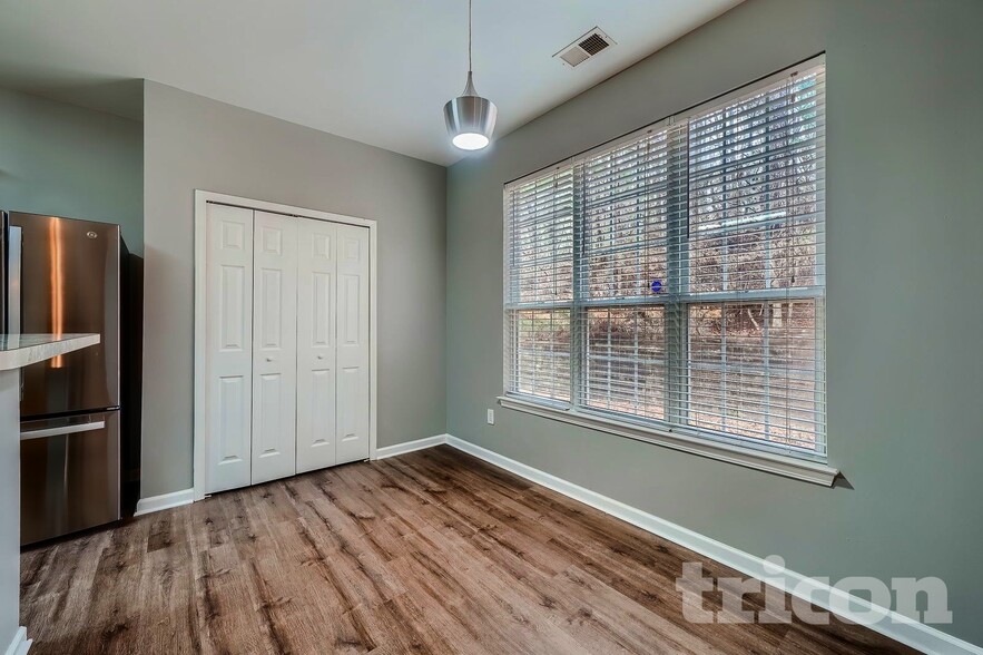 Building Photo - 5035 Cascade Hills Cir SW