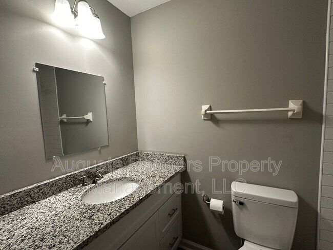 Building Photo - 4565 Rockdale Ct