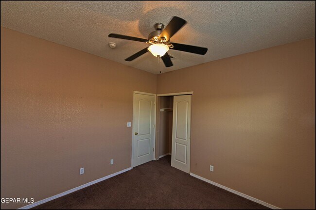 Building Photo - 452 Emerald Pass Ave