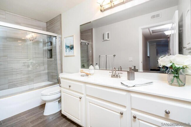 Building Photo - 12007 Alta Carmel Ct