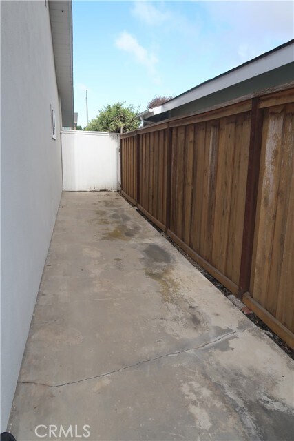 Building Photo - 21162 Lockhaven Cir