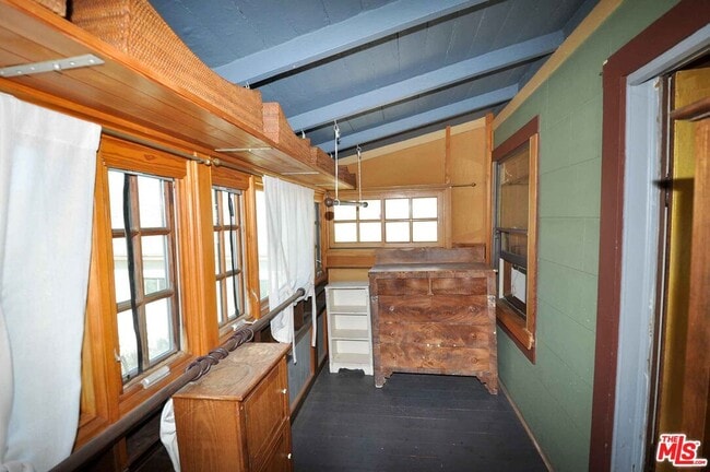 Building Photo - 2315 2nd