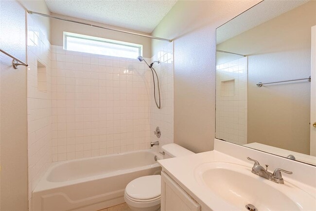Building Photo - 1702 Verbena Way