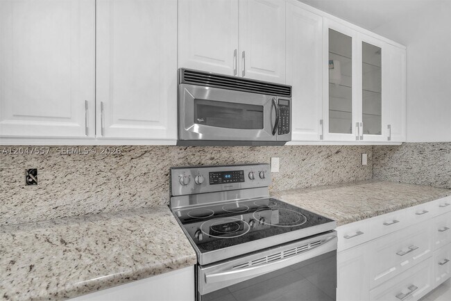 Building Photo - 21391 Marina Cove Cir