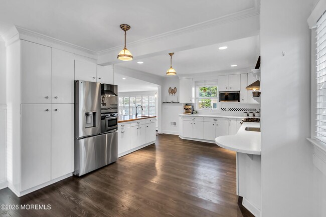 Building Photo - 24 St Nicholas Pl