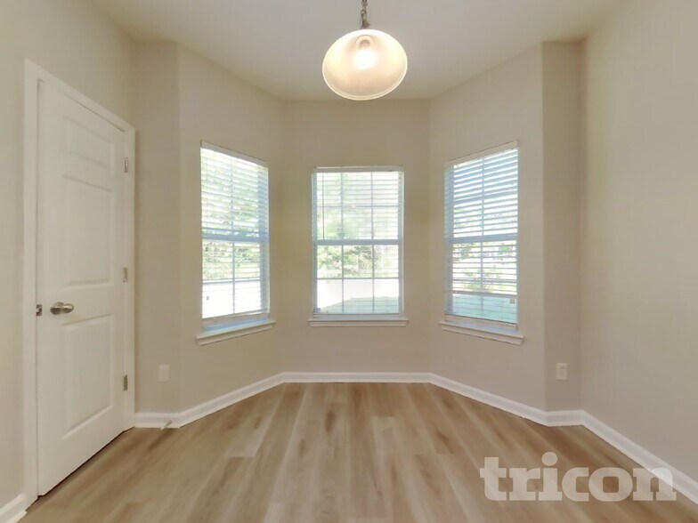 Building Photo - 7340 St Agnes Way