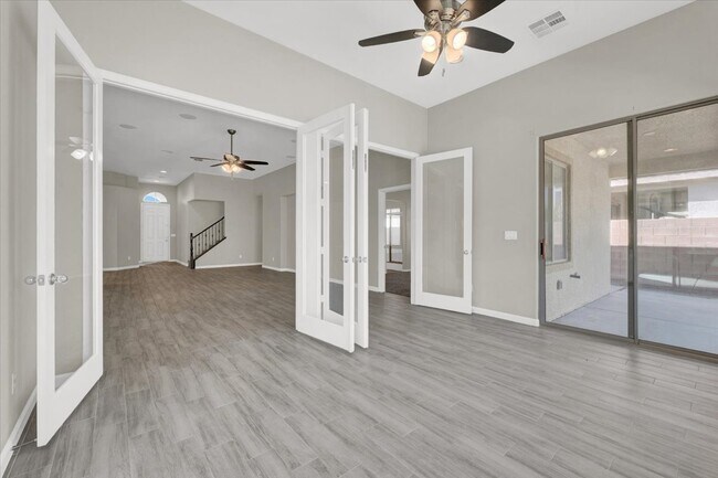 Building Photo - 3836 Bowers Hollow Ave