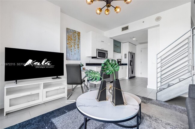 Building Photo - 60 SW 13th St