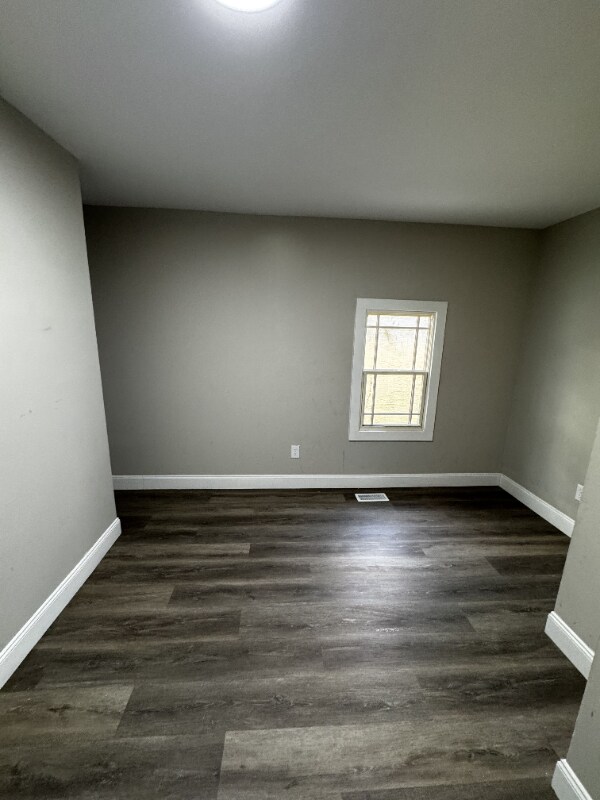 Building Photo - 212 Stevens Ave