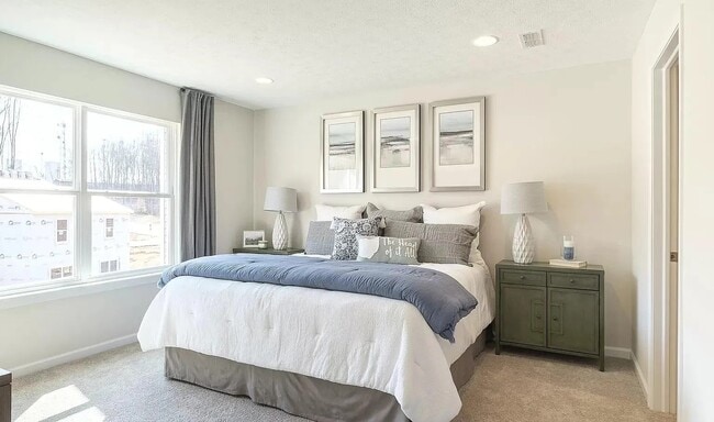 Building Photo - 1210 Ayla Ave