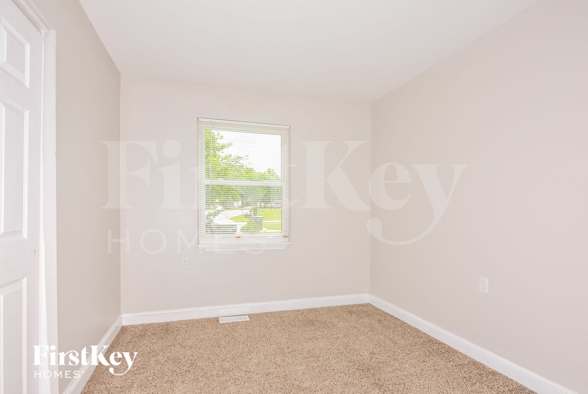 Building Photo - 2701 Essex St